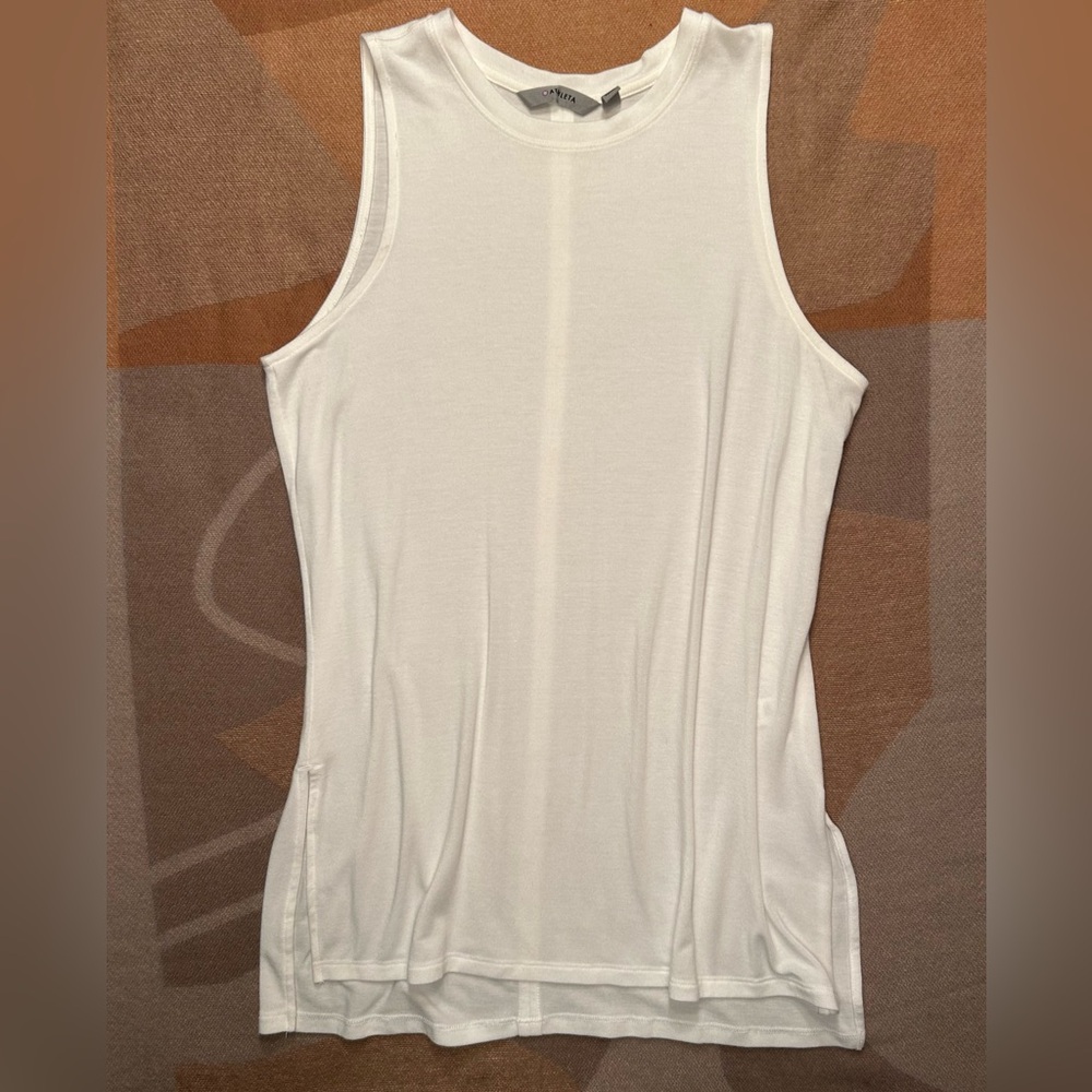 White oversized Athleta tunic length top, S